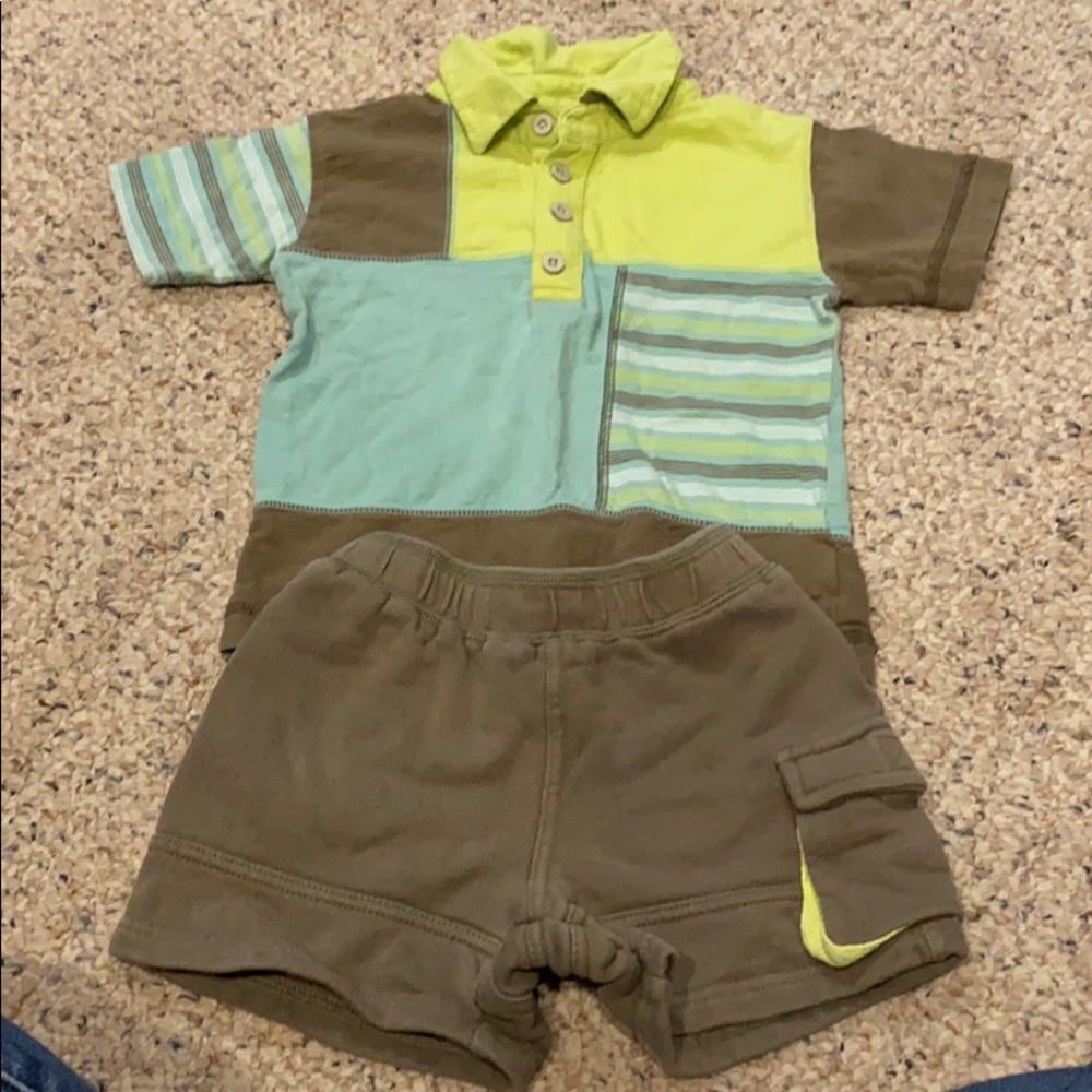 5/$25 😎 Little Maven 2T t-shirt/short set